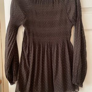 COPY - Dressy or casual flowing top.